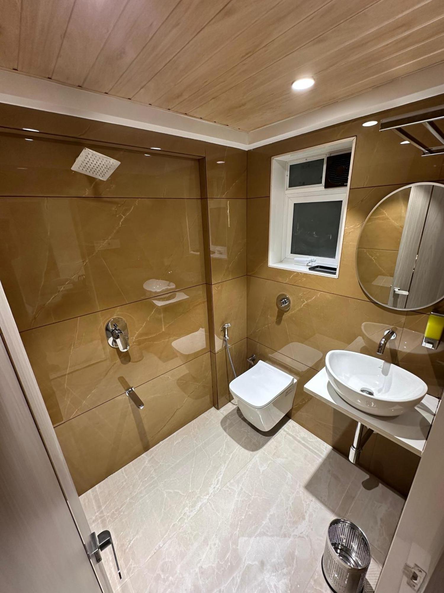 Hotel Spencer-Navi Mumbai Extérieur photo