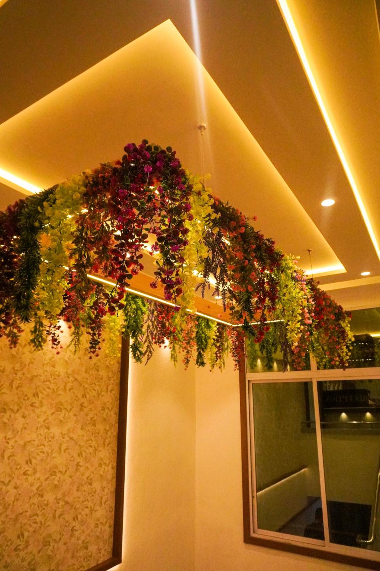 Hotel Spencer-Navi Mumbai Extérieur photo