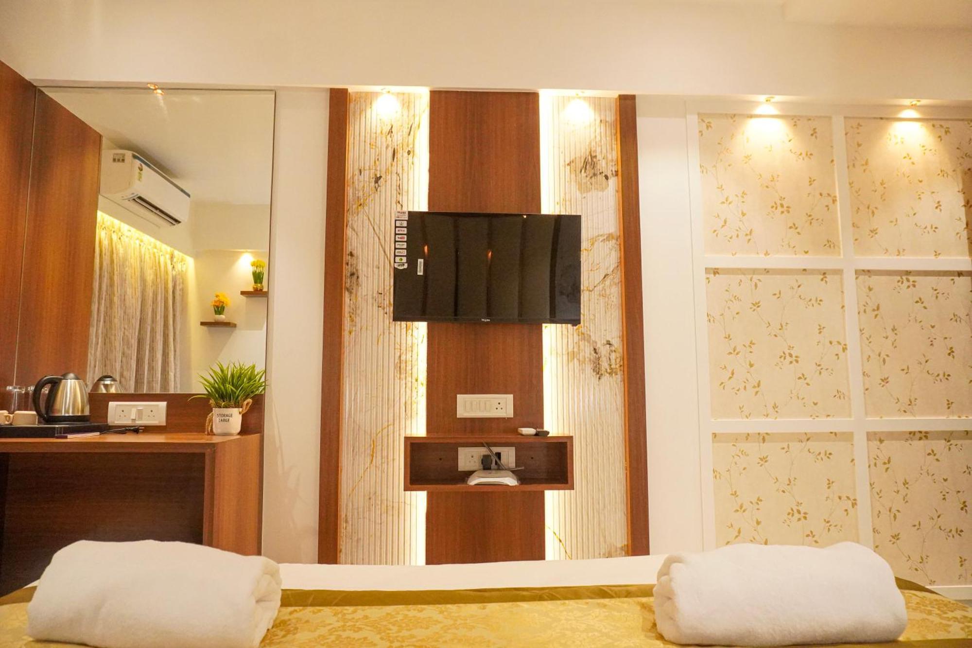 Hotel Spencer-Navi Mumbai Extérieur photo
